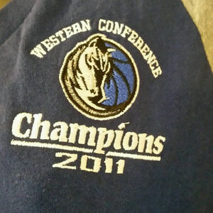 NEW Dallas Mavericks WestConf Champ tee L NEW WITH TAGS